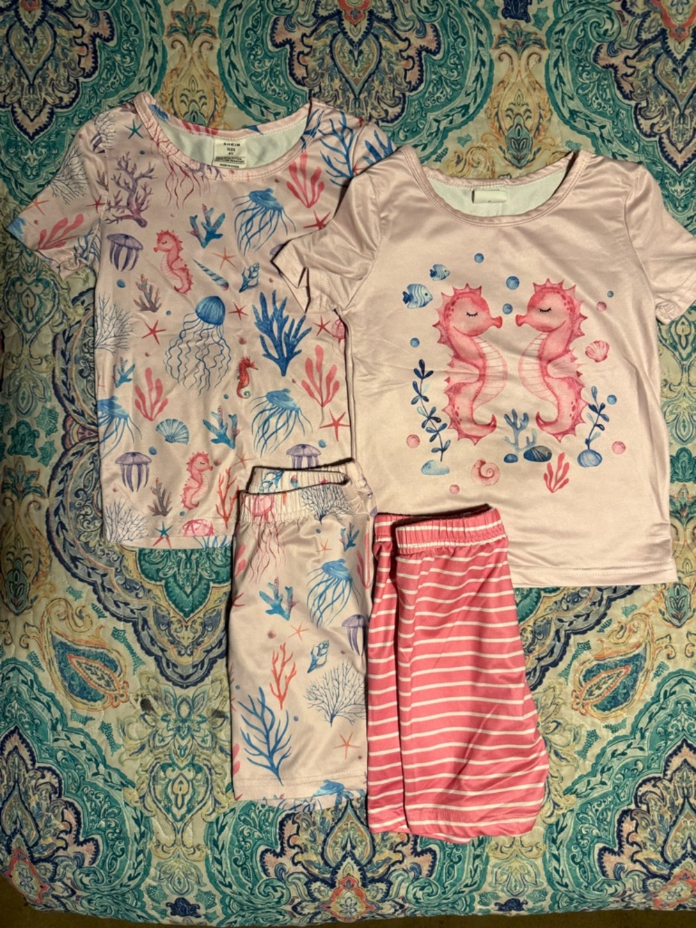SHEIN Pink Seahorse & Ocean Print Kids Pajama Set